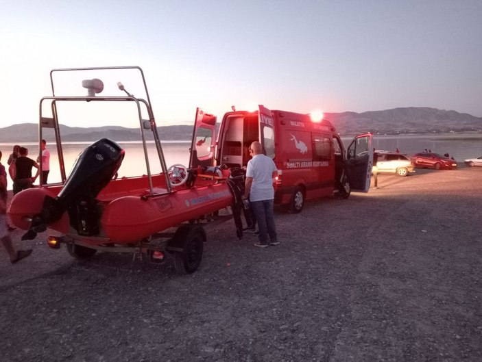 Baraja düşen kardeşini kurtardı, kendisi boğuldu -6