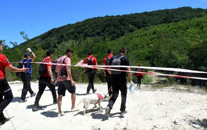 Tekirdağ'da 4 gün önce kaybolan genci 400 kişilik ekip arıyor
