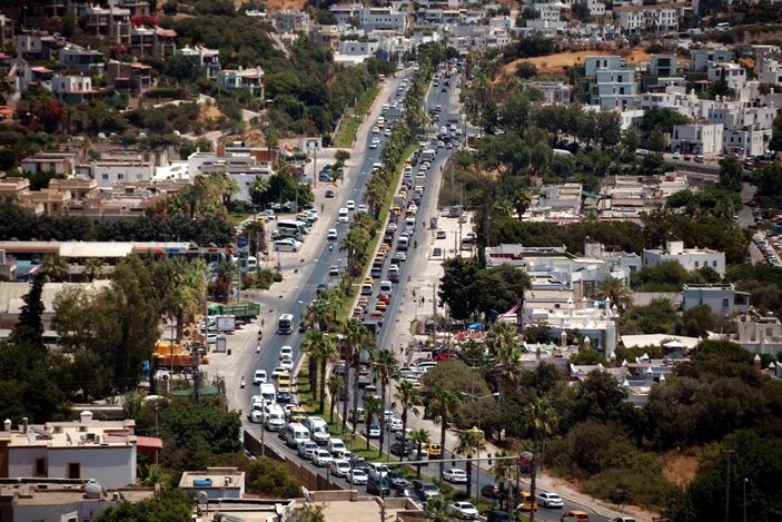 Bodrum'da tatilciler erken dönüşe geçti, trafik çilesi başladı -9