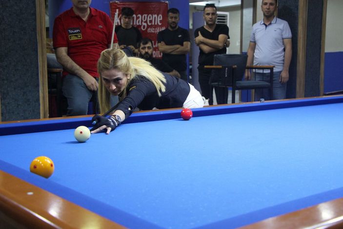 Şırnak’ta ilk kez yapılan bölgesel bilardo turnuvası başladı -4