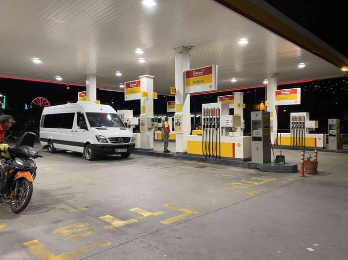 Trafikte kanlı yol verme kavgası kamerada... -5