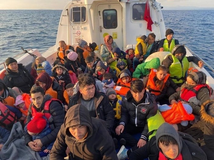 Sahil Güvenlik, 7 ayda Yunanistan’ın geri ittiği 698 kaçak göçmeni kurtardı -1