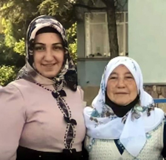 Freni boşalan vinçin çarptığı anne ve kızı toprağa verildi -1