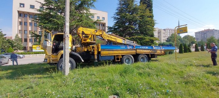 Freni boşalan vinçin çarptığı anne ve kızı toprağa verildi -5