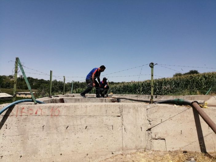 d Kanala düşen kuzusu için suya atlayan çoban kayboldu -7