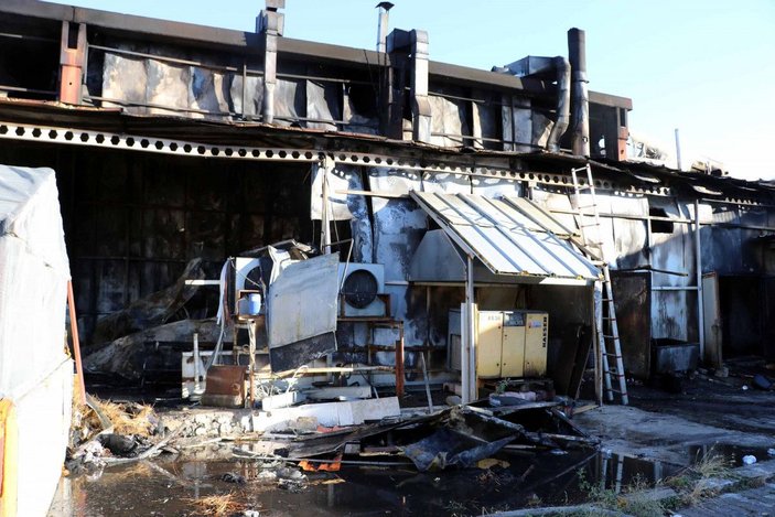 Sucuk imalatı yapılan fabrikada çıkan yangın söndürüldü -5