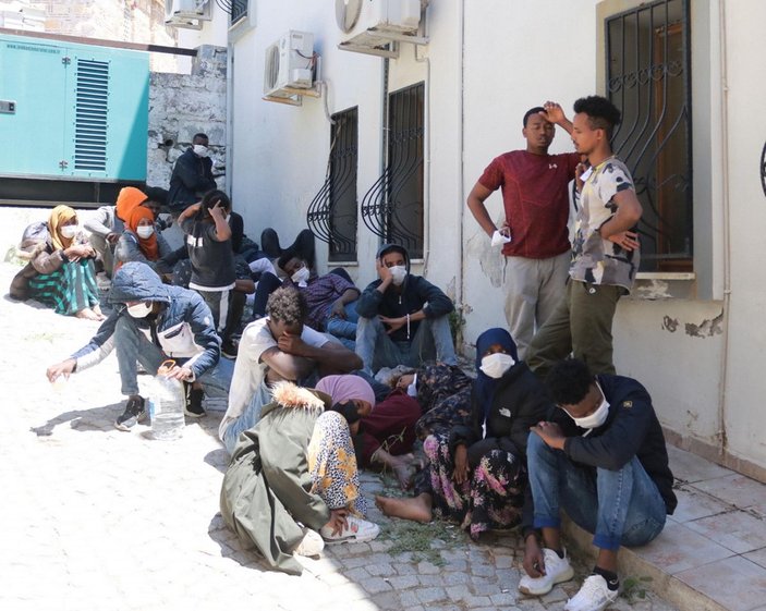 Yunan unsurlarının geri ittiği 48 kaçak kurtarıldı -4