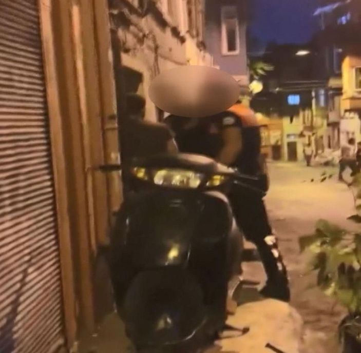 Beyoğlu'nda şiddet uygulayan polisler hakkında inceleme  -2