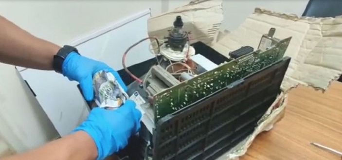 Televizyondan 300 bin liralık uyuşturucu çıktı -3