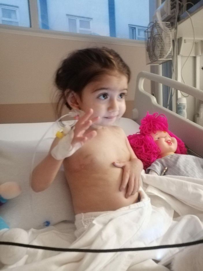 Kalp nakliyle yaşama tutunan küçük Asel, yoğun bakımdan çıktı -5