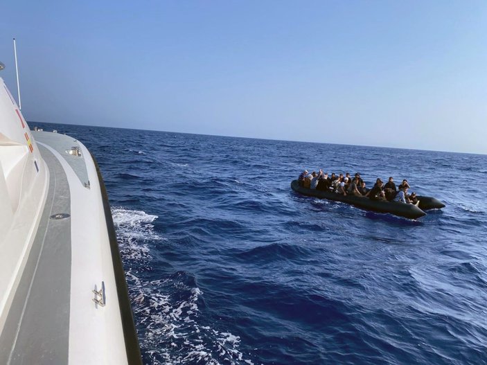 Marmaris’te 48 düzensiz göçmen kurtarıldı -2