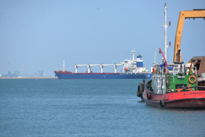 Tahıl yüklü gemi Mersin Limanı'na geldi -2
