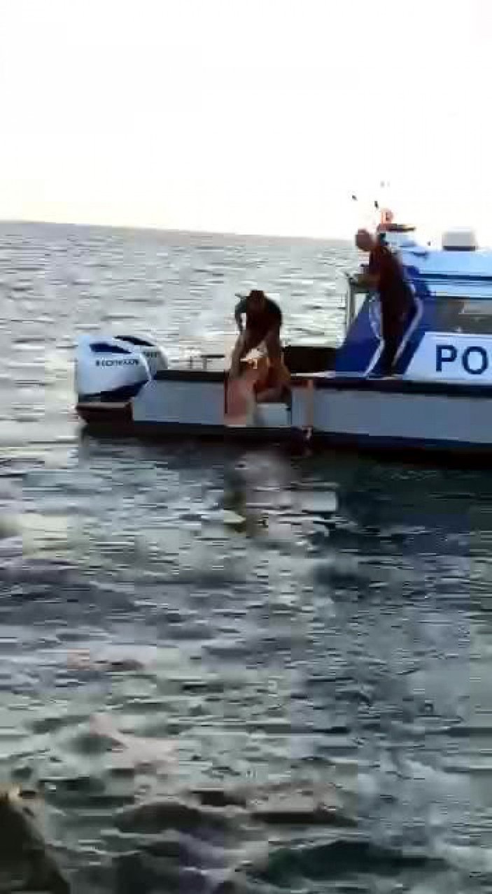 Avcılar'da polisten kaçmak için denize atlayıp 2 kilometre yüzdü -4