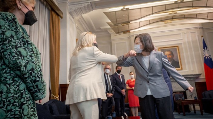 ABD heyeti, Tayvan Devlet Başkanı Ing-wen ile görüştü -4