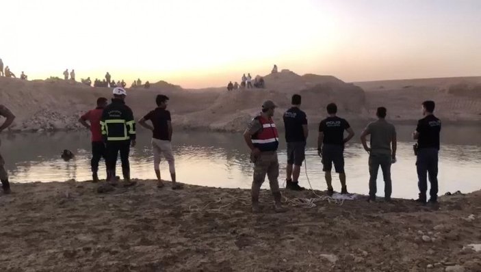 Şanlıurfa'da gölete giren 2 kuzen boğuldu -1