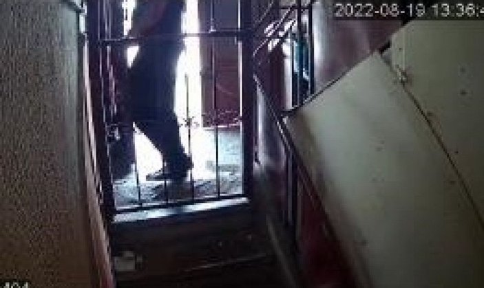 Simitçide oturan kadını taciz eden şüpheli yakalandı -1