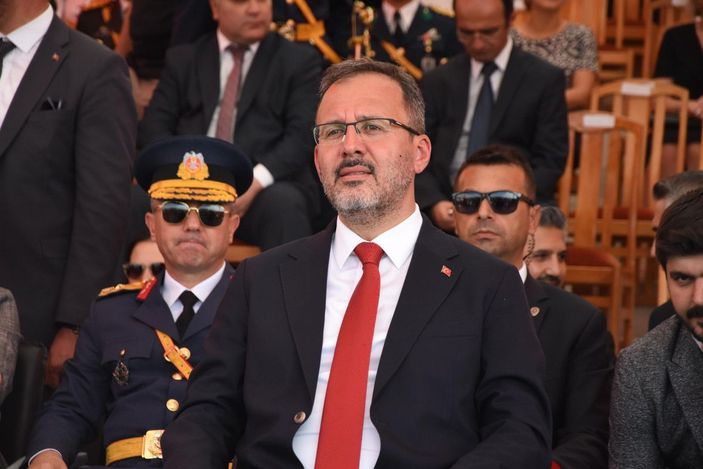 d Bakan Kasapoğlu: 30 Ağustos ile bir memleket küllerinden doğmuştur -2