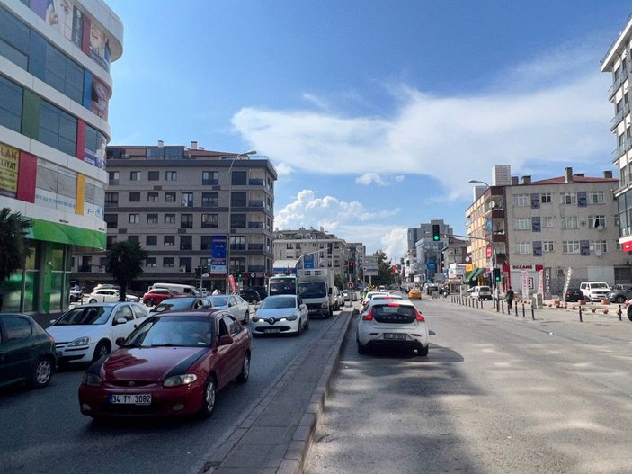 Maltepe'de minibüs şoförlerinin yol verme kavgası kamerada  -5