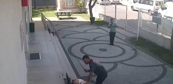 Ümraniye'de boşanma aşamasındaki kadına demirle saldırı kamerada -6