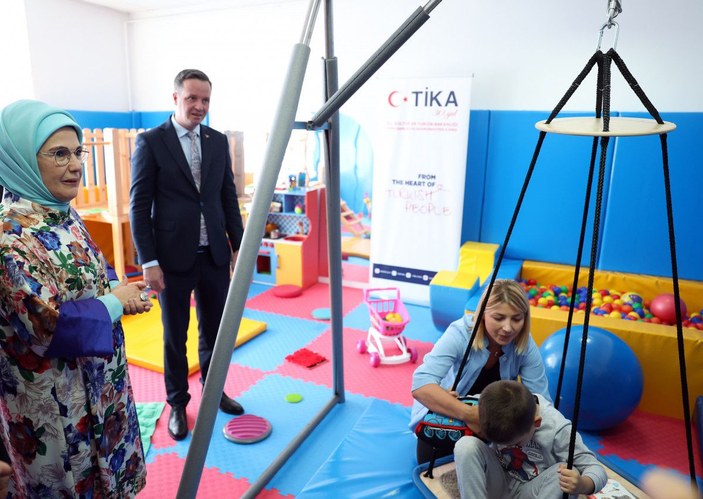 Emine Erdoğan, Saraybosna'da özel gereksinimli çocuklarla bir araya geldi -2
