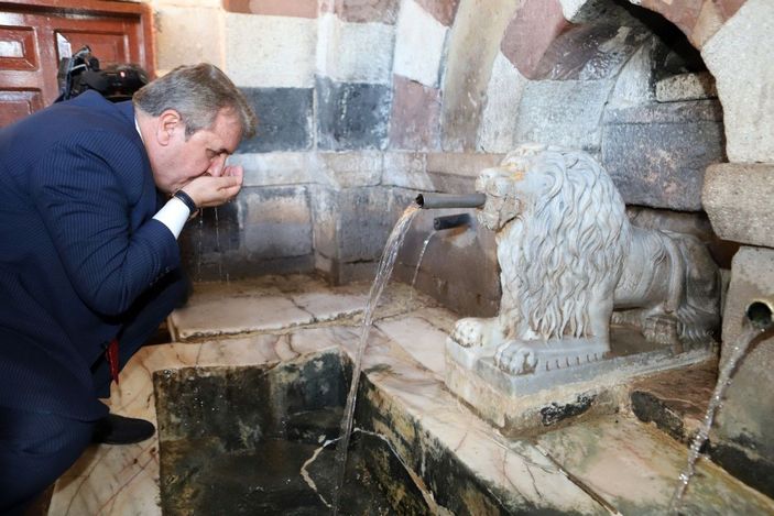 Destici, Hacı Bektaş Veli Türbesini ziyaret etti -3