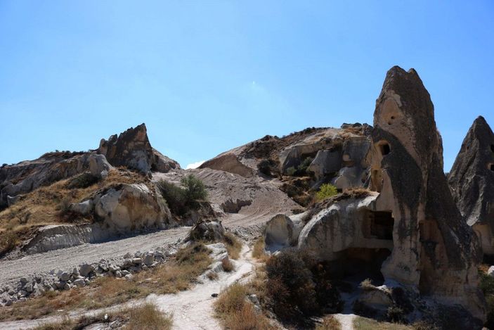 d Kapadokya'da tartışmalı yol üzerindeki tuvalet yıkıldı -6