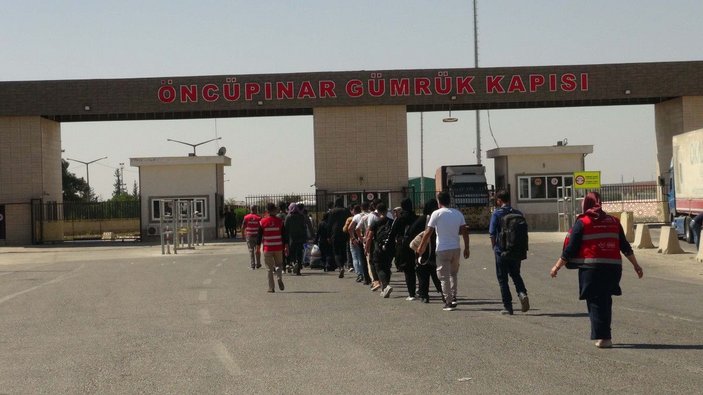 Suriyelerin ülkelerine gönülle geri dönüşleri sürüyor -1