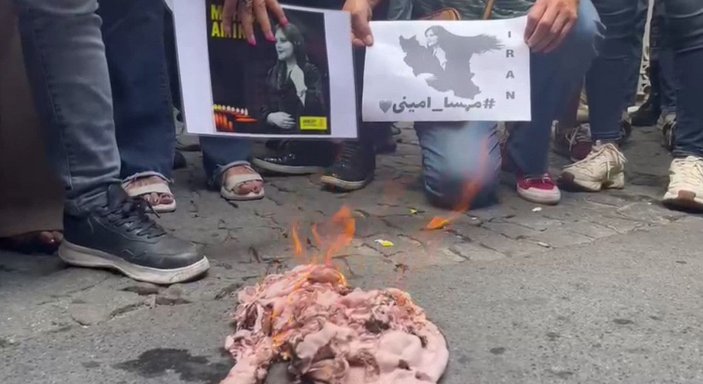İran Başkonsolosluğu önünde 'Mahsa Amini' protestosu -4