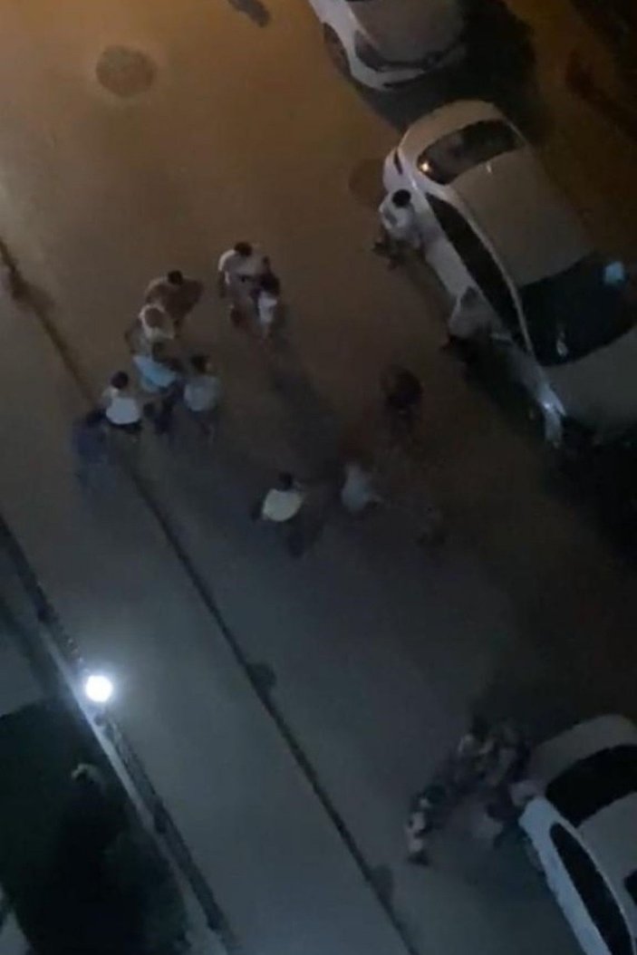 Kağıthane'de apartman önüne park ettiği için bayıltana kadar dövdüler  -5