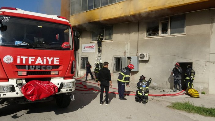 Kocaeli'de depo yangını -3