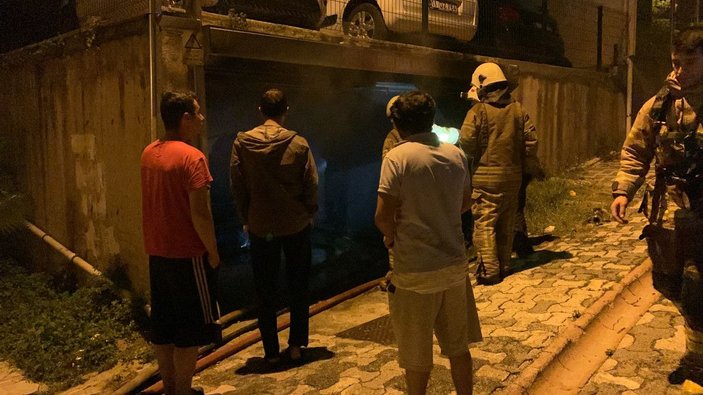 Ümraniye’de kapalı otoparkta bulunan 6 araç yandı -6