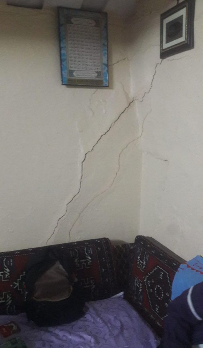 Ardahan'da 5 büyüklüğünde deprem (2) -8