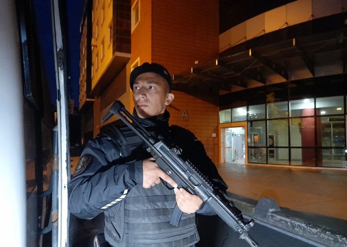 Bakırköy'de hastane önünde silahlı saldırı -2
