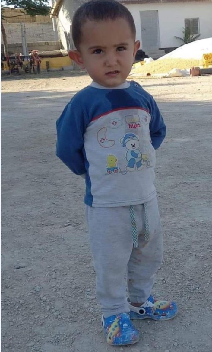 Kamyonetin çarptığı 2 yaşındaki Osman, toprağa verildi -1