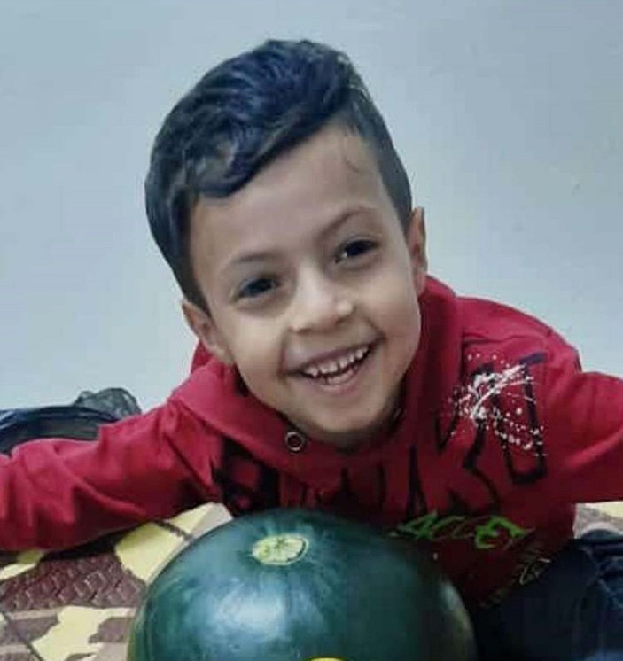 Otomobilin çarptığı 6 yaşındaki Ömer, hayatını kaybetti -2