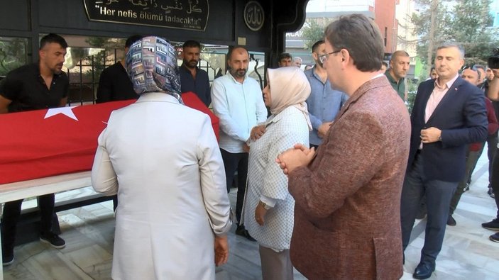 MHP İlçe Başkan Yardımcısı Erkan Hançer son yolculuğuna uğurlandı -2
