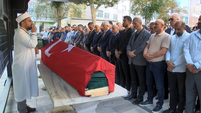 MHP İlçe Başkan Yardımcısı Erkan Hançer son yolculuğuna uğurlandı -5