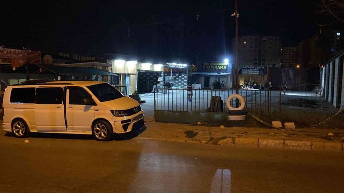 i Beylikdüzü’nde otoparka silahlı saldırı -3