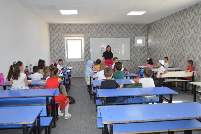 Ukrayna'dan tahliye edilip, Elazığ'a getirilen Ahıska Türkü 800 öğrenci eğitimde -2