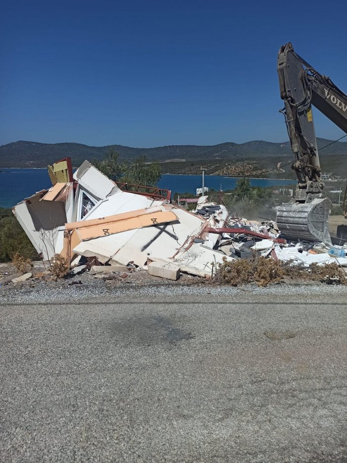Milas'ın turistik mahallelerinde kaçak yapılar yıkılıyor -2
