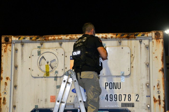 Mersin Limanı'nda, konteyner gemisinde 48 kilo kokain ele geçirildi -3