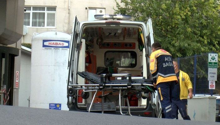 Ataşehir'de faaliyetleri durdurulan hastaneden hasta nakilleri sürüyor -4