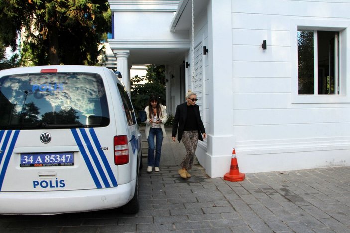 Gülşen, Levent Polis Merkezi'nde imza verdi -6