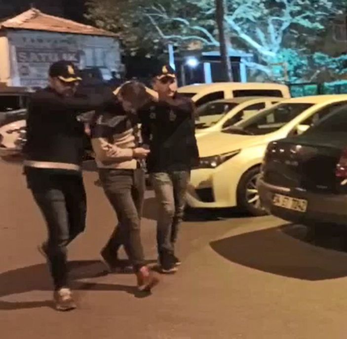 Yağmur Atacan'a silahlı saldırı düzenleyenin de aralarında olduğu 106 hükümlü yakalandı -5