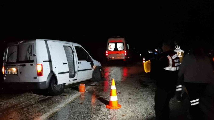 Kontolden çıkan araç yamaca çarpıp 40 metre sürüklendi: 1 ölü -5