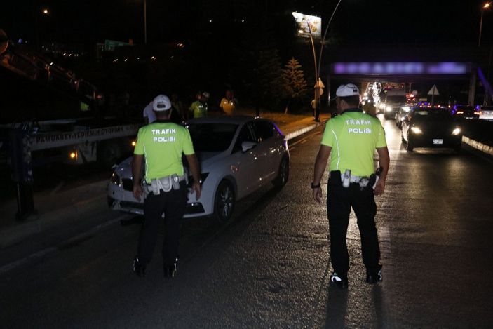 Otomobilin çarptığı skuter sürücüsü  hayatını kaybetti -4