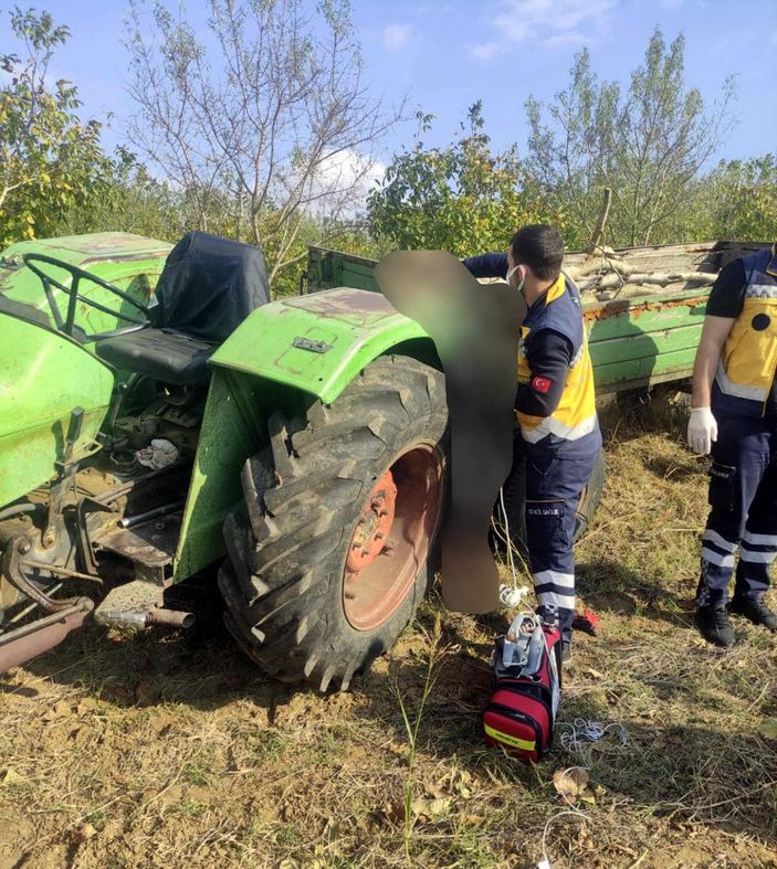 d Traktörle römork arasına sıkışan çiftçi hayatını kaybetti -3