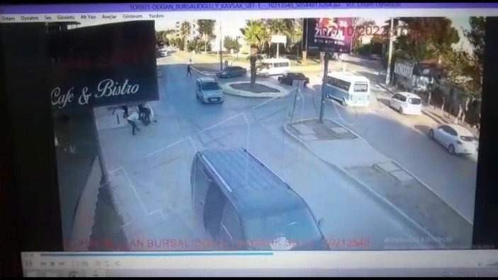 Doktora sokak ortasındaki sopalı saldırı anı kamerada -4