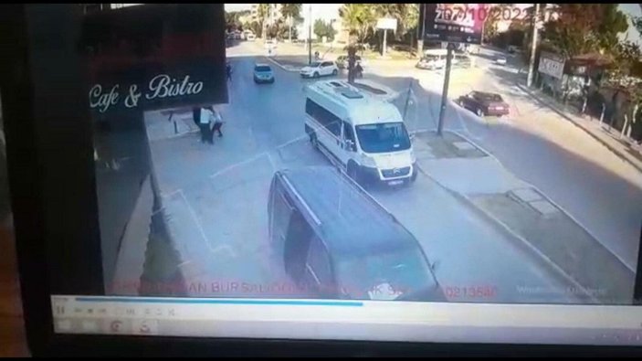 Doktora sokak ortasındaki sopalı saldırı anı kamerada -2