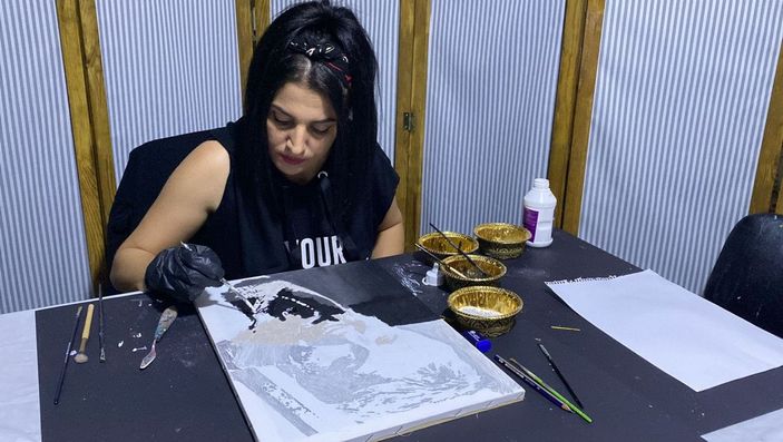 Macaristan'da cesedi yakıldı, Yalova'da küllerinden portresi yapıldı -2